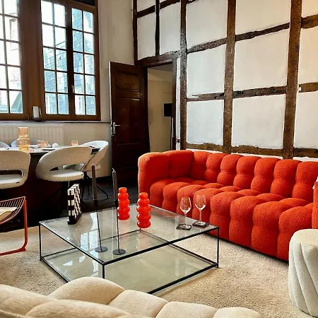 Clementine - 3 En Hypercentre *