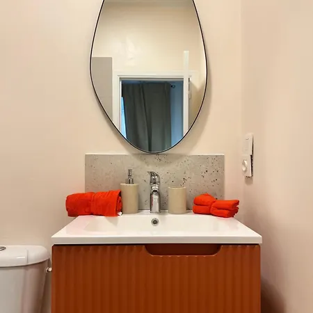 Clementine - 3 En Hypercentre *